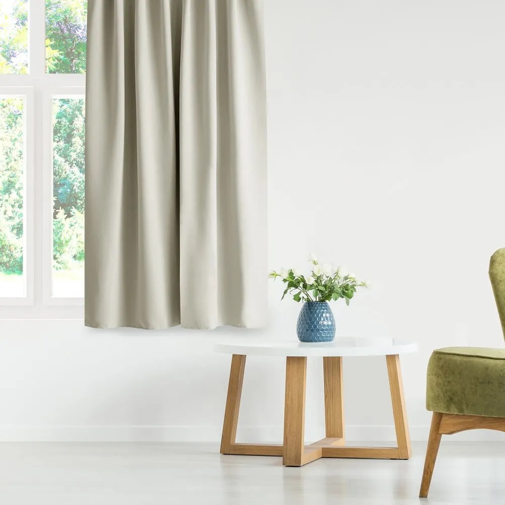 Kremowa zasłona zaciemniająca 140x245 cm Eyelets – Restilo