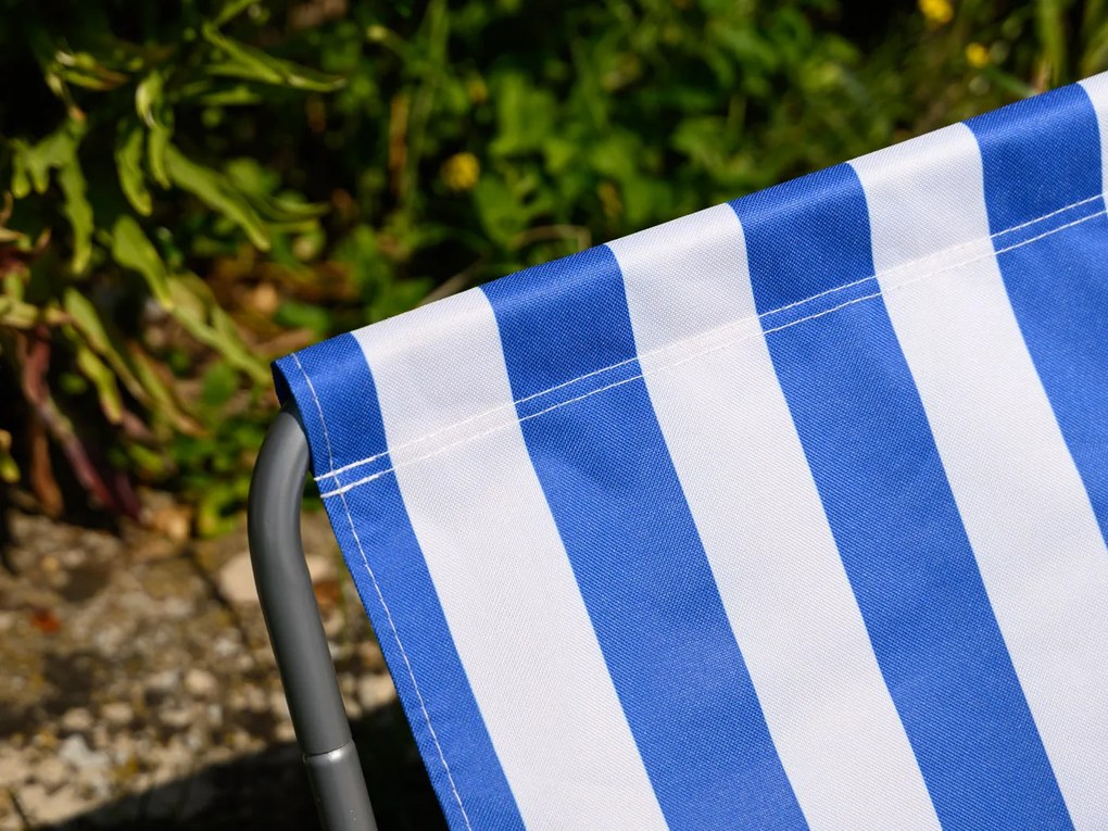 Składane leżak plażowy SAND, niebieskie paski