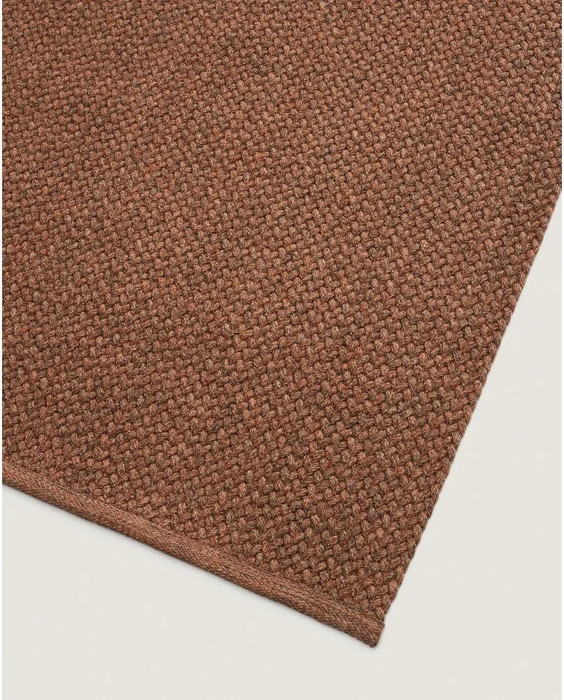 Dywan odpowiedni na zewnątrz z włókien z recyklingu w kolorze terakoty 160x230 cm Despas – Kave Home