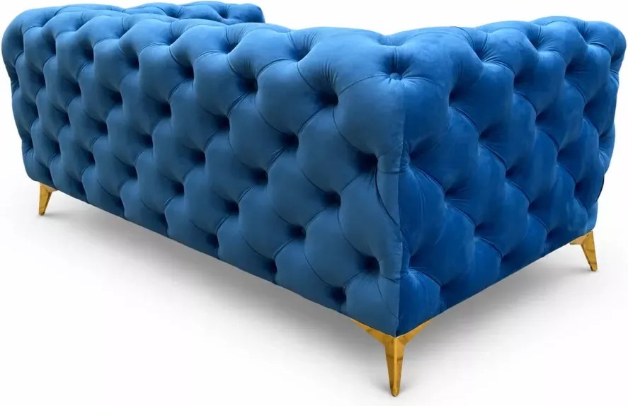 Elegancka sofa Moet z głębokim pikowaniem i stylowymi nóżkami