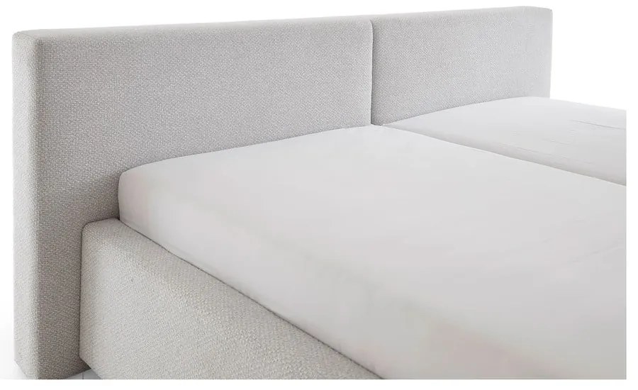 Tapicerowane łóżko dwuosobowe bez stelaża 160x200 cm w kolorze srebra Cube – Meise Möbel