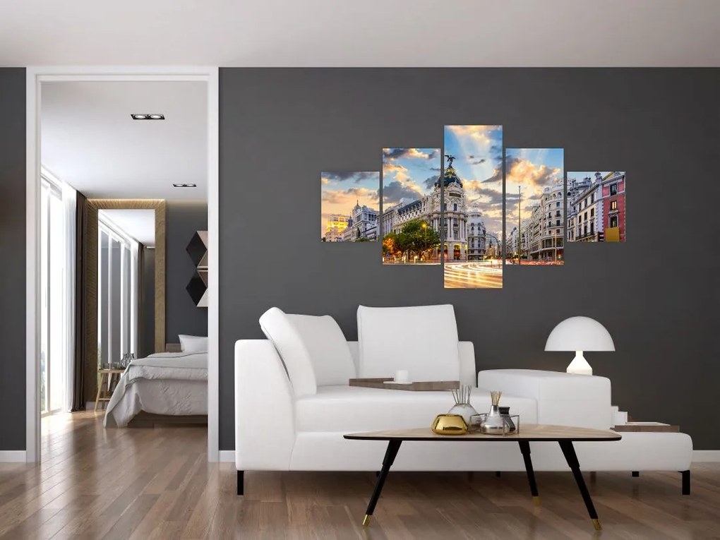Obraz - Calle Gran Vía, Madryt, Hiszpania (125x70 cm)