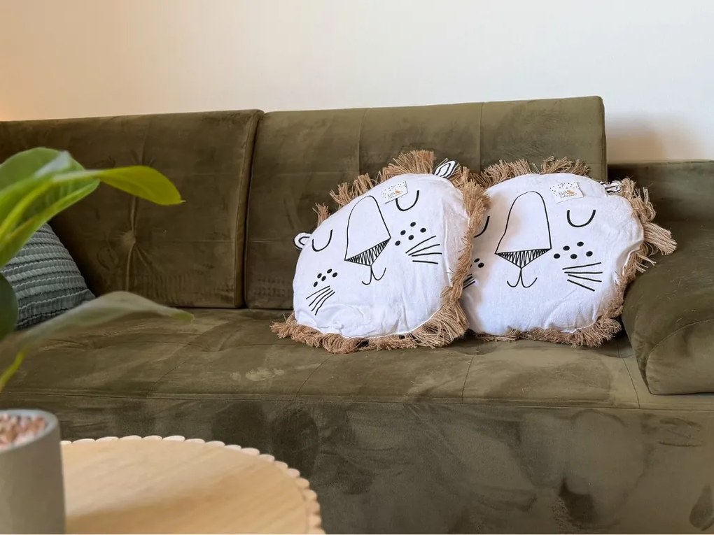 Okrągła poduszka dekoracyjna LION 40 cm, biała - więcej wariantów