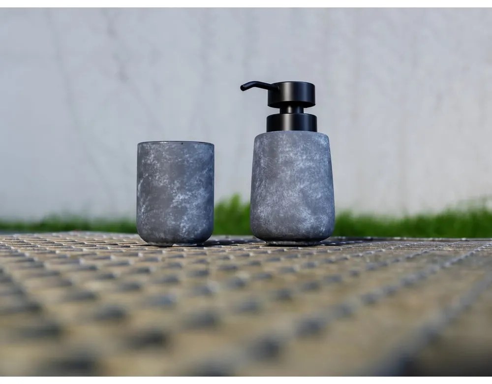 Szary dozownik do mydła ceramiczny 400 ml Sacile – Wenko