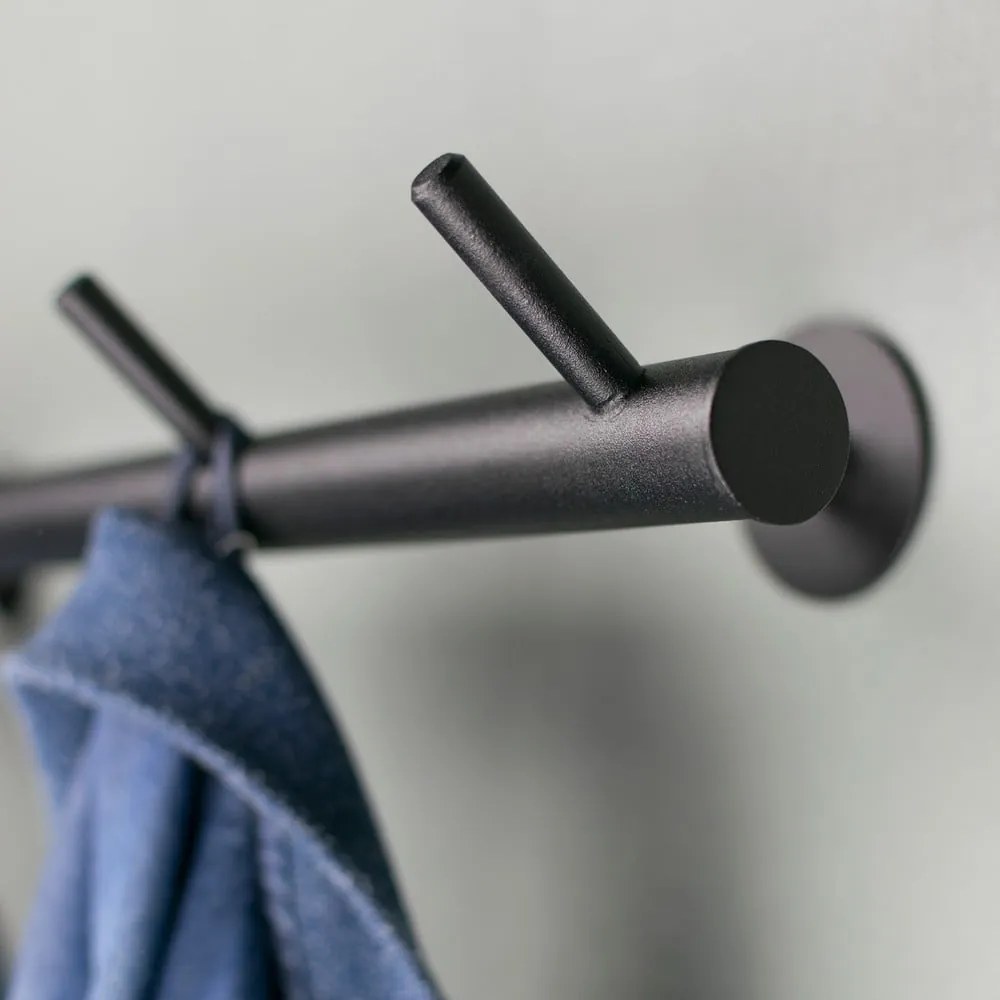 Czarny metalowy wieszak ścienny 55 cm Odin – Spinder Design