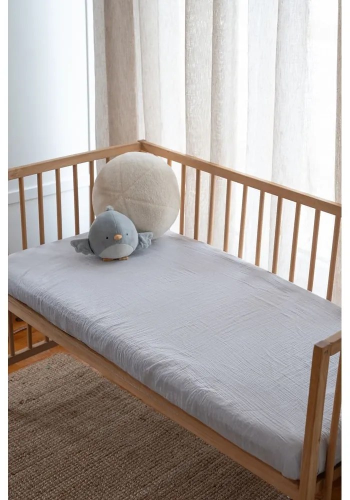 Szare prześcieradło dziecięce do łóżeczka muślinowe z gumką 60x120 cm Burumcuk – Mijolnir