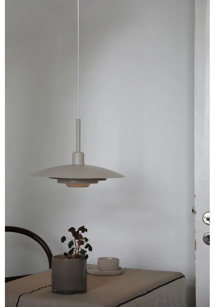 Beżowa lampa wisząca z metalowym kloszem ø 35 cm Piny – Markslöjd