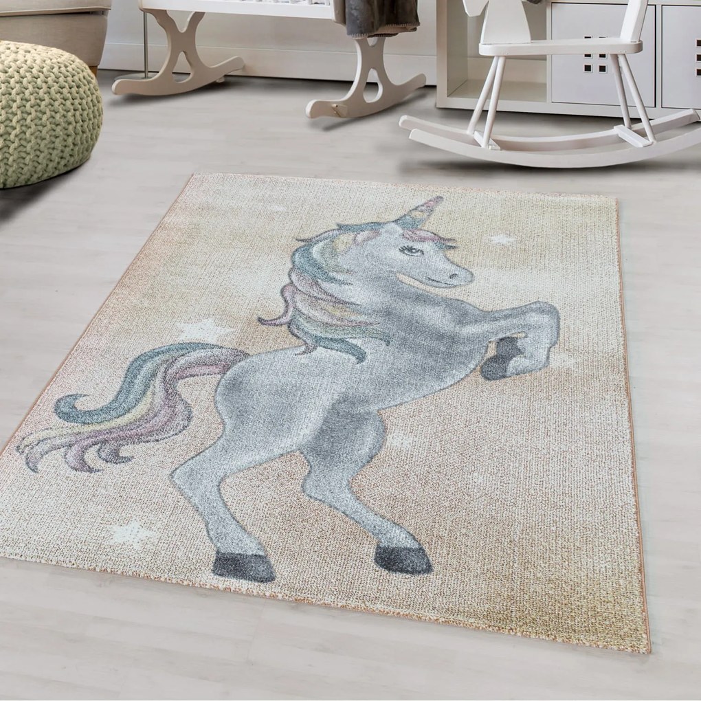 Dywan dziecięcy Funny jednorożec złoty 160 cm x 230 cm