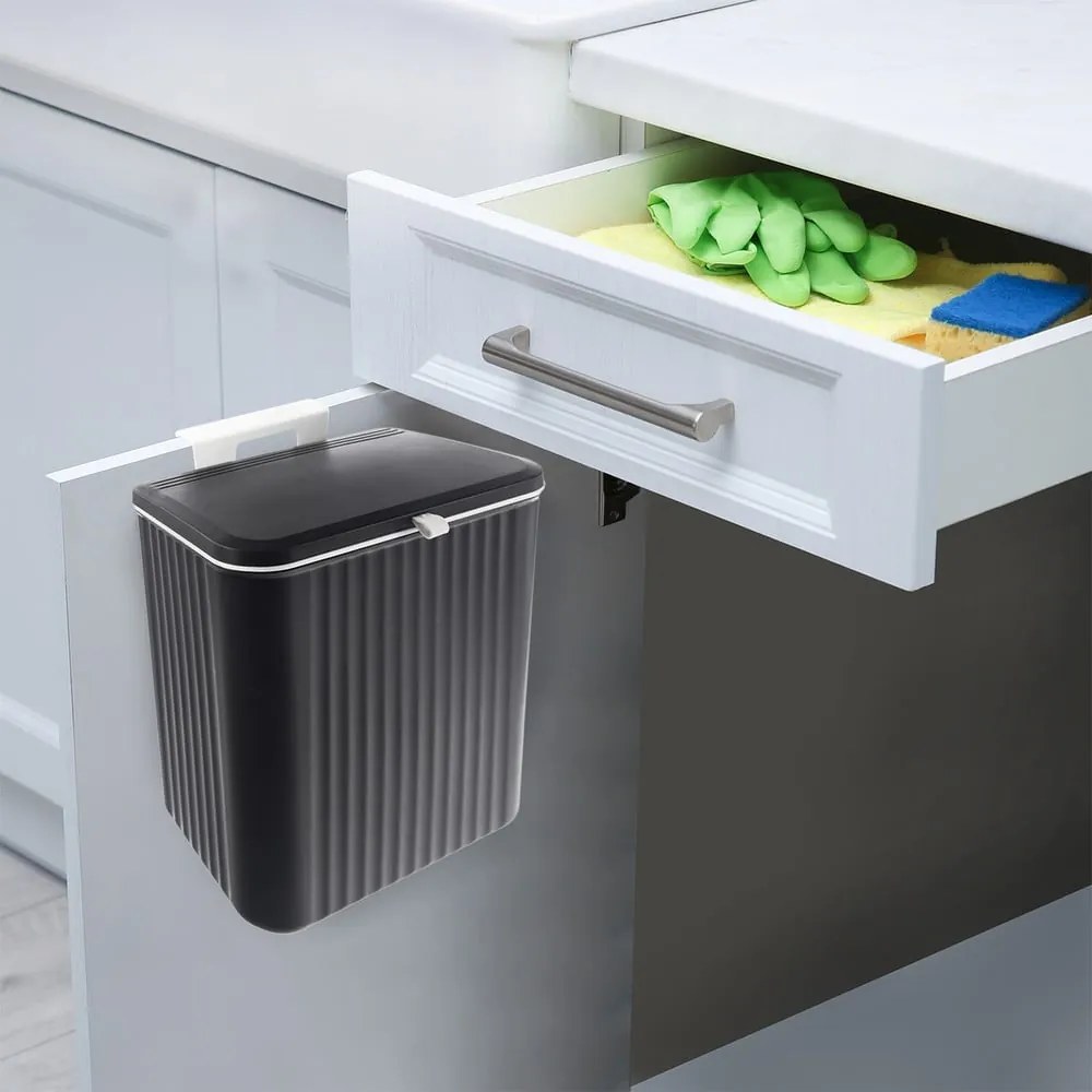 Czarny plastikowy kosz na śmieci 13 l – Orion