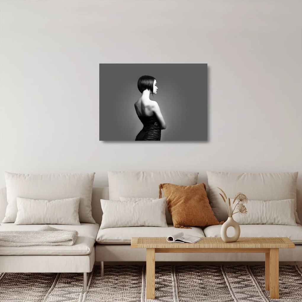 Obraz na szkle eleganckiej kobiety (70x50 cm)