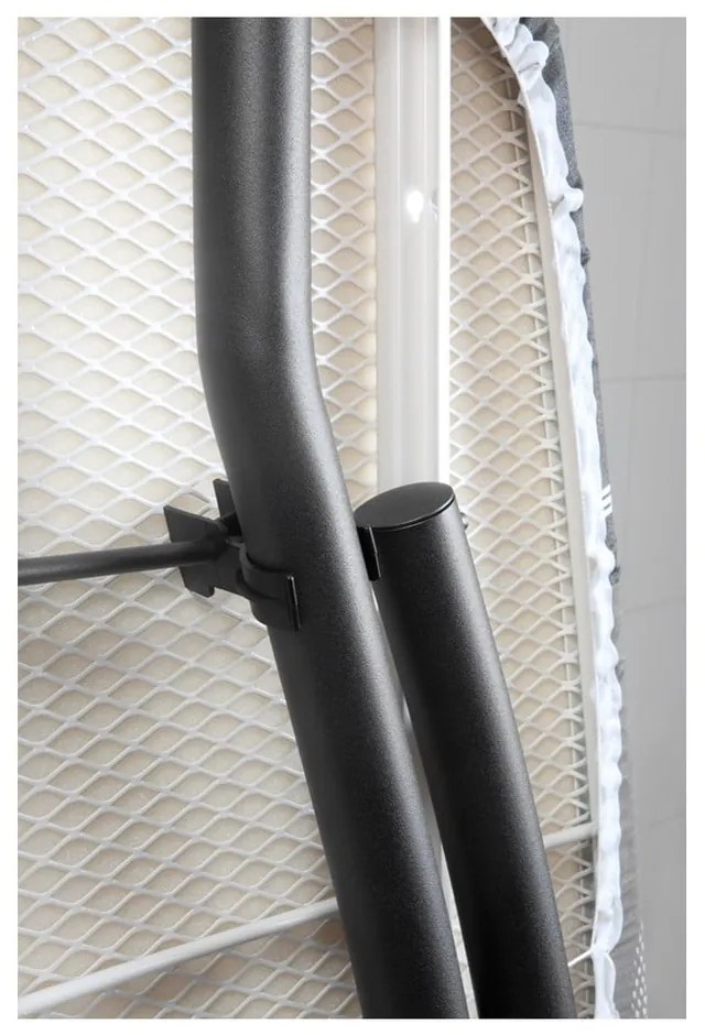 Deska do prasowania Titan Oval D – Brabantia