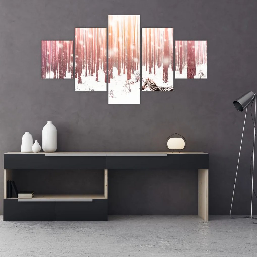 Obraz - Zebra w śnieżnym lesie (125x70 cm)