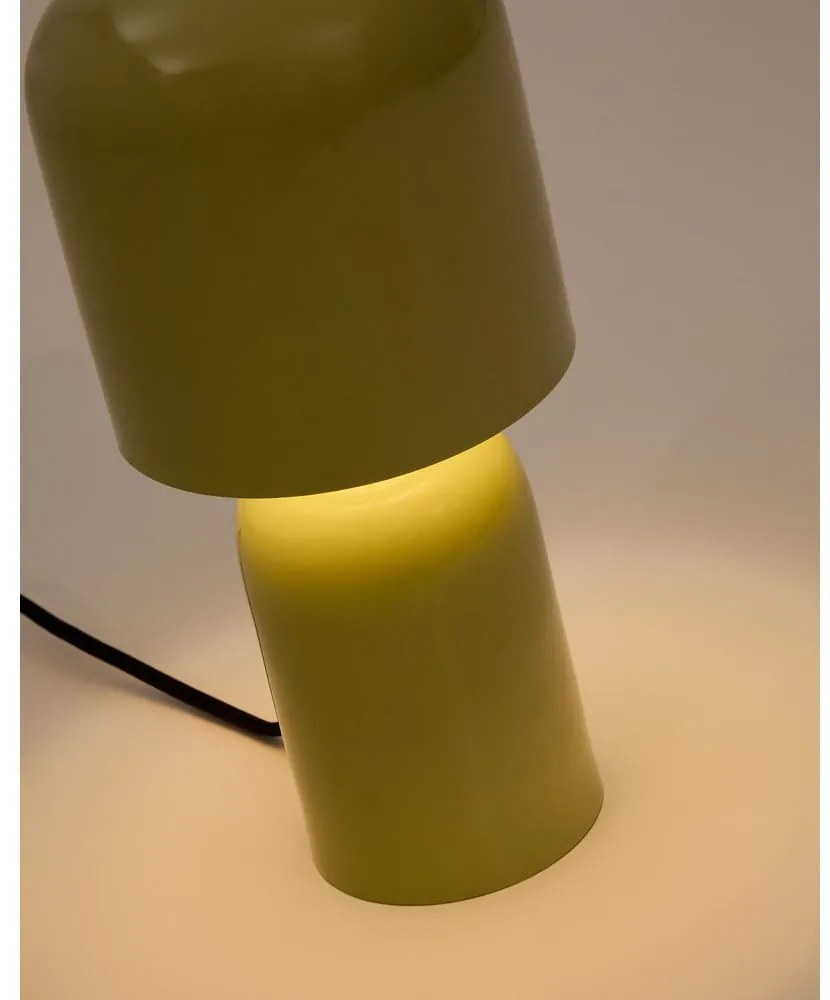 Zielona lampa stołowa z metalowym kloszem (wysokość 28 cm) Monze – Kave Home