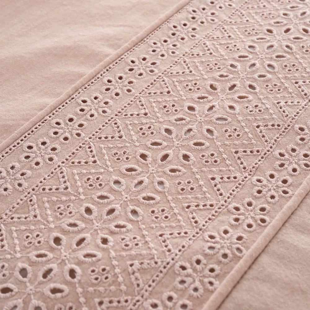 Różowa pościel dwuosobowa 200x200 cm Broderie Anglaise – Catherine Lansfield