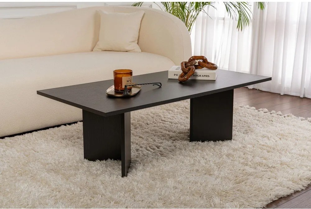 Czarny stolik z matowym wykończeniem 60x119 cm Sabin – Kalune Design