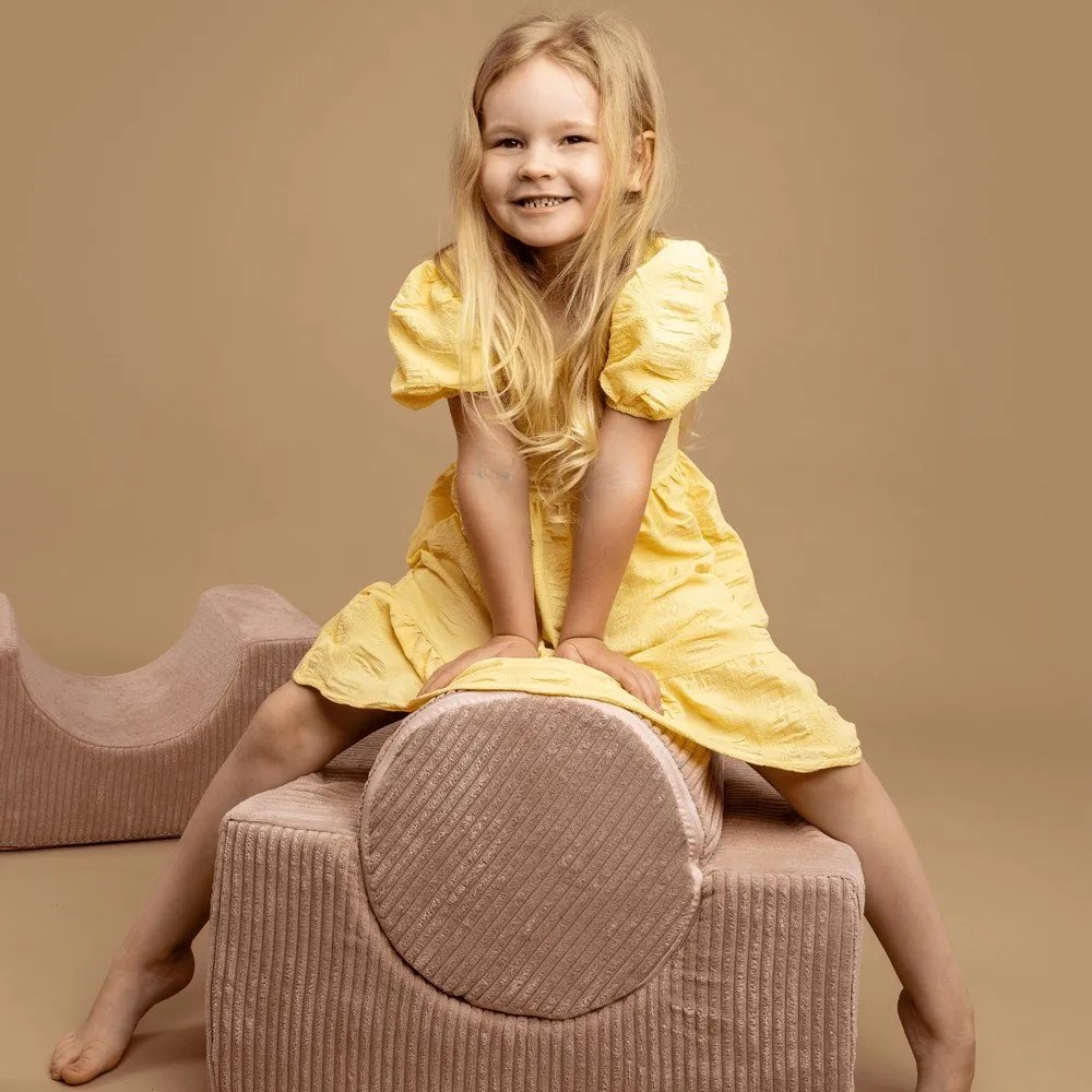 Sztruksowy piankowy plac zabaw 4 szt. w kolorze khaki wysokość 30 cm 45x170 cm Montessori – Meowbaby