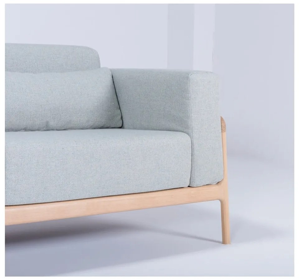 Niebieskoszara sofa z konstrukcją z litego drewna dębowego Gazzda Fawn, 180 cm