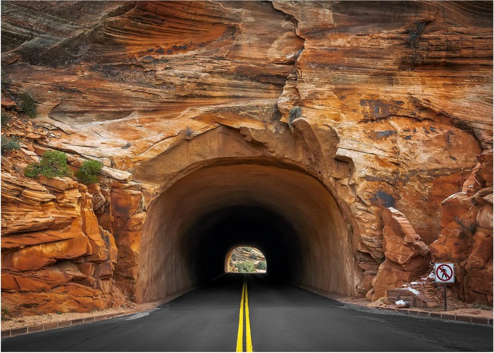 Obraz na szkle - tunel w skale (70x50 cm)