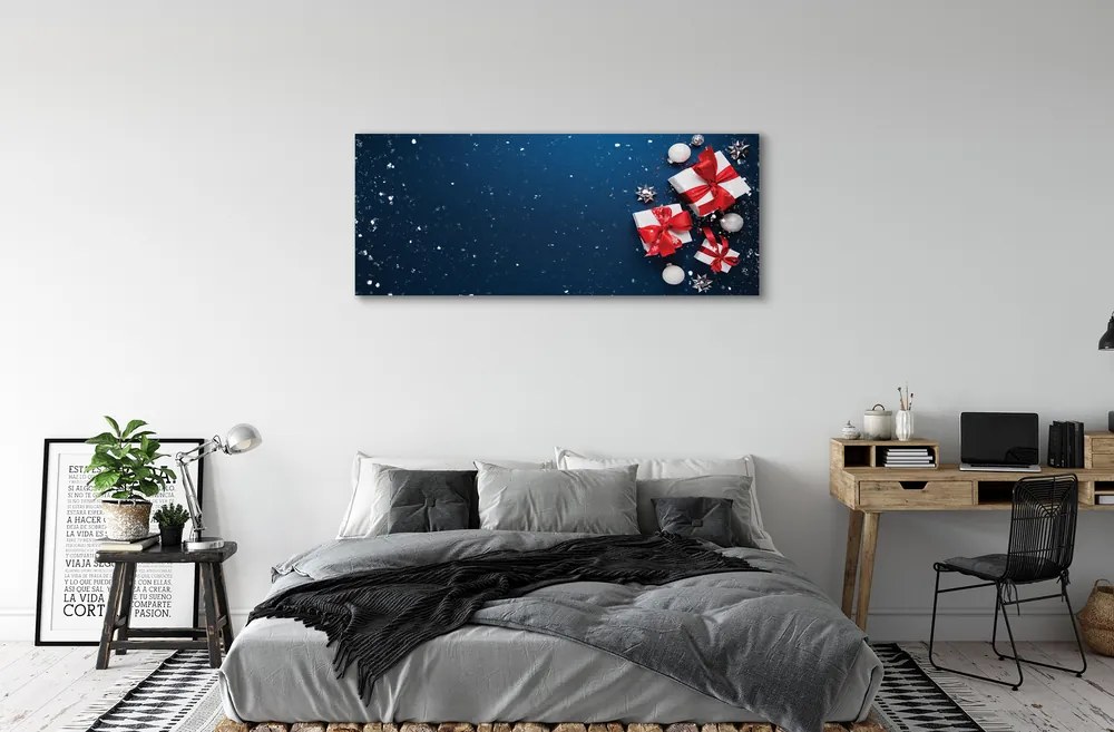 Fotoobraz na płótnie Prezenty, Bombki i Śnieg