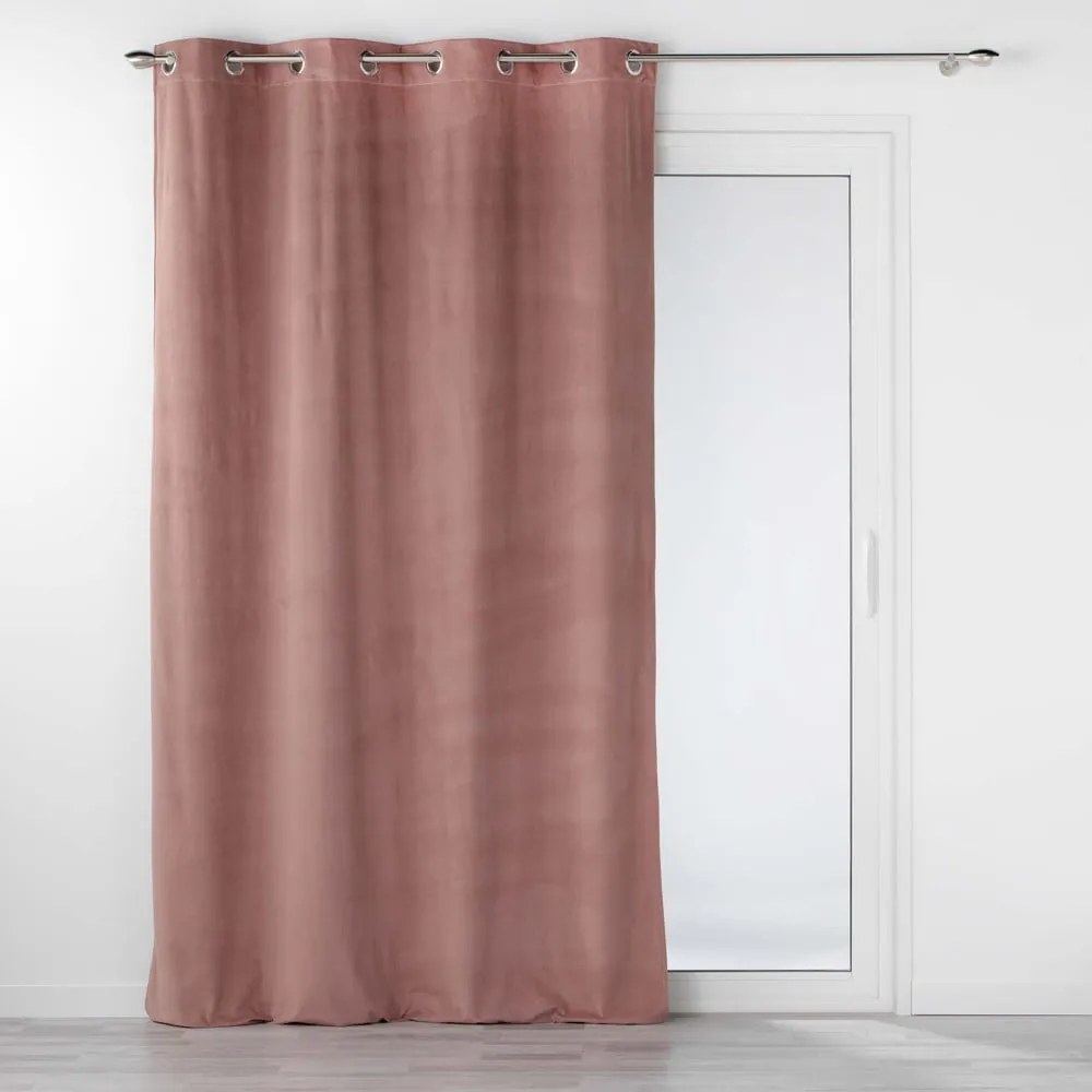 Różowa aksamitna zasłona 140x260 cm Velouriane – douceur d'intérieur