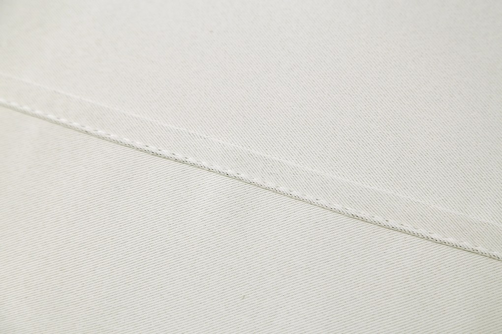 Biało-kremowa zasłona OXFORD 140x250 cm Zawieszanie: Metalowe pierścienie