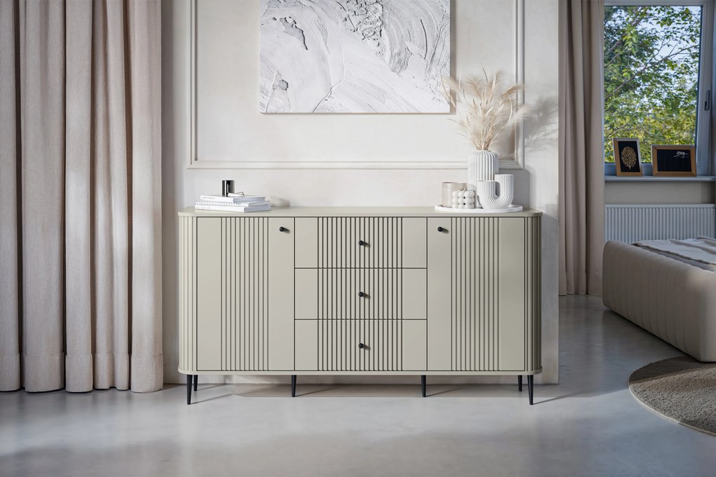 Komoda Vesper 160 cm z szufladami na nóżkach - kaszmir / czarne nogi