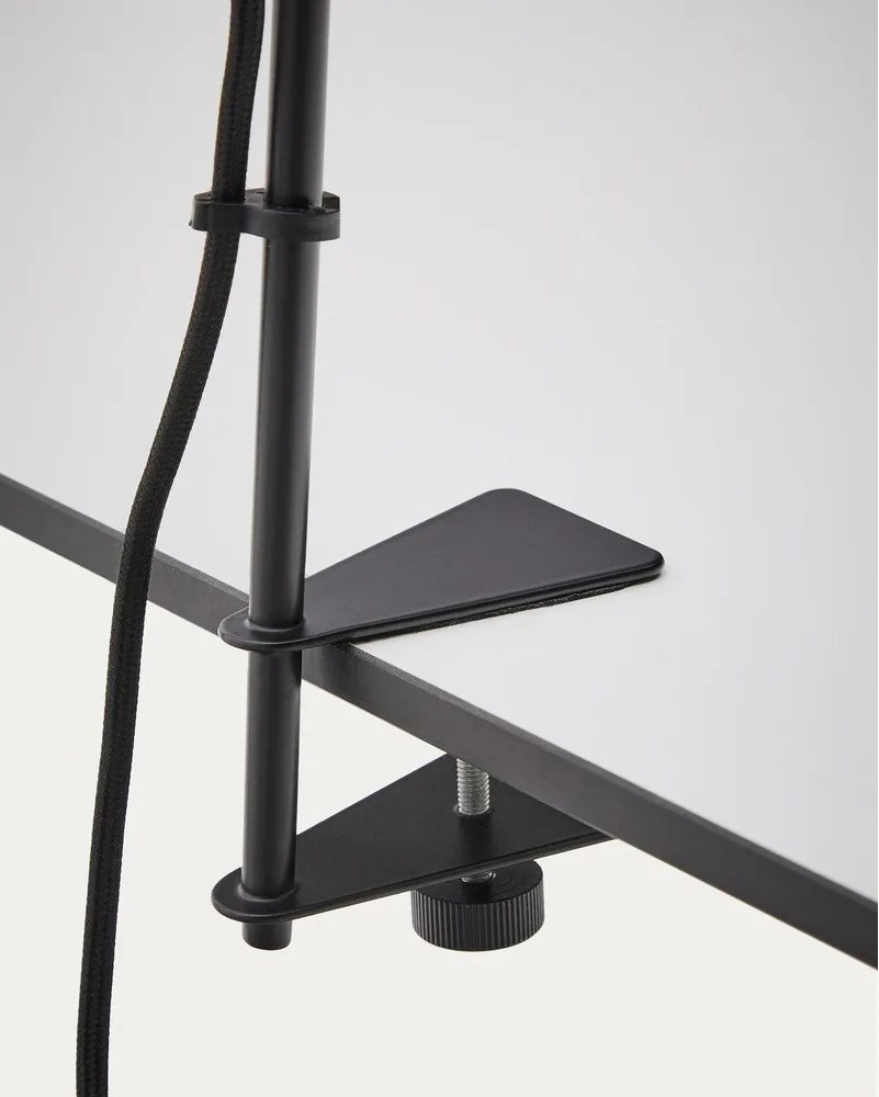 Czarna metalowa lampa stołowa z klipsem (wysokość 51 cm) Jula – Kave Home