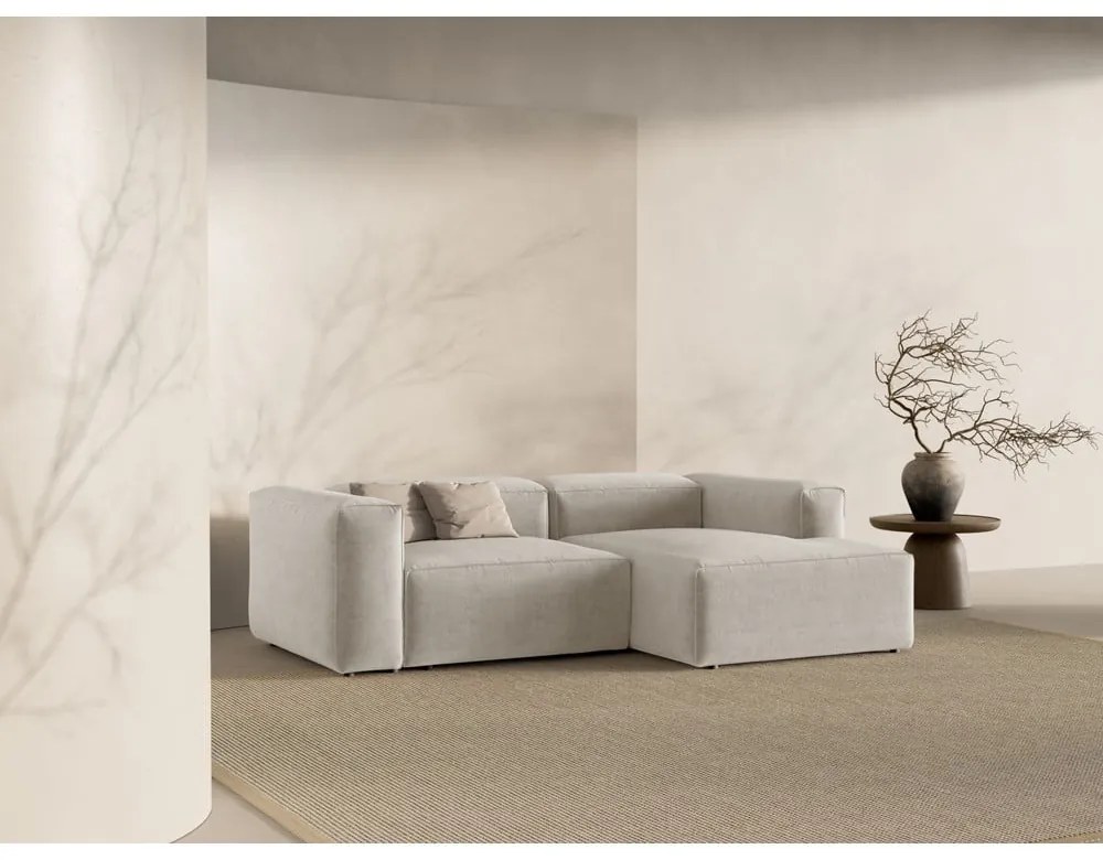 Beżowy narożnik (prawostronny/z szezlongiem) Bergamo – Cosmopolitan Design