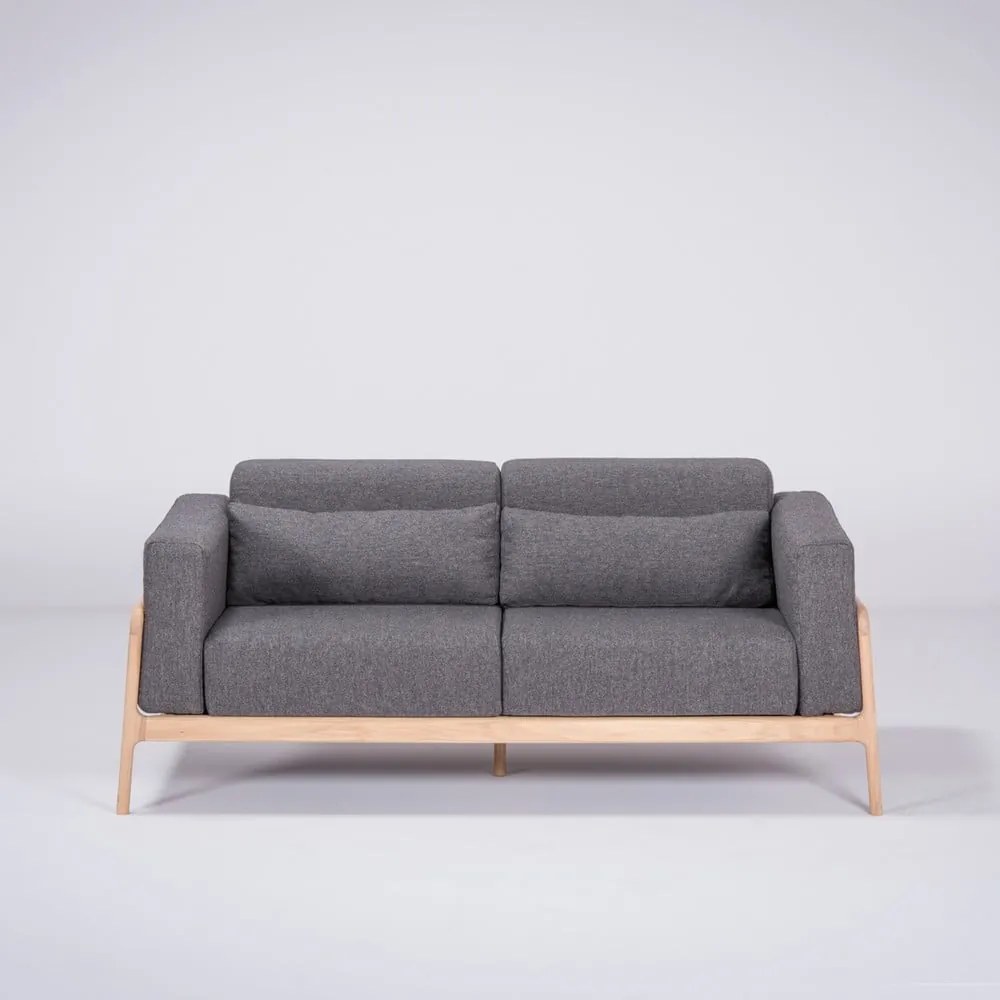 Ciemnoszara sofa z konstrukcją z litego drewna dębowego Gazzda Fawn, 180 cm