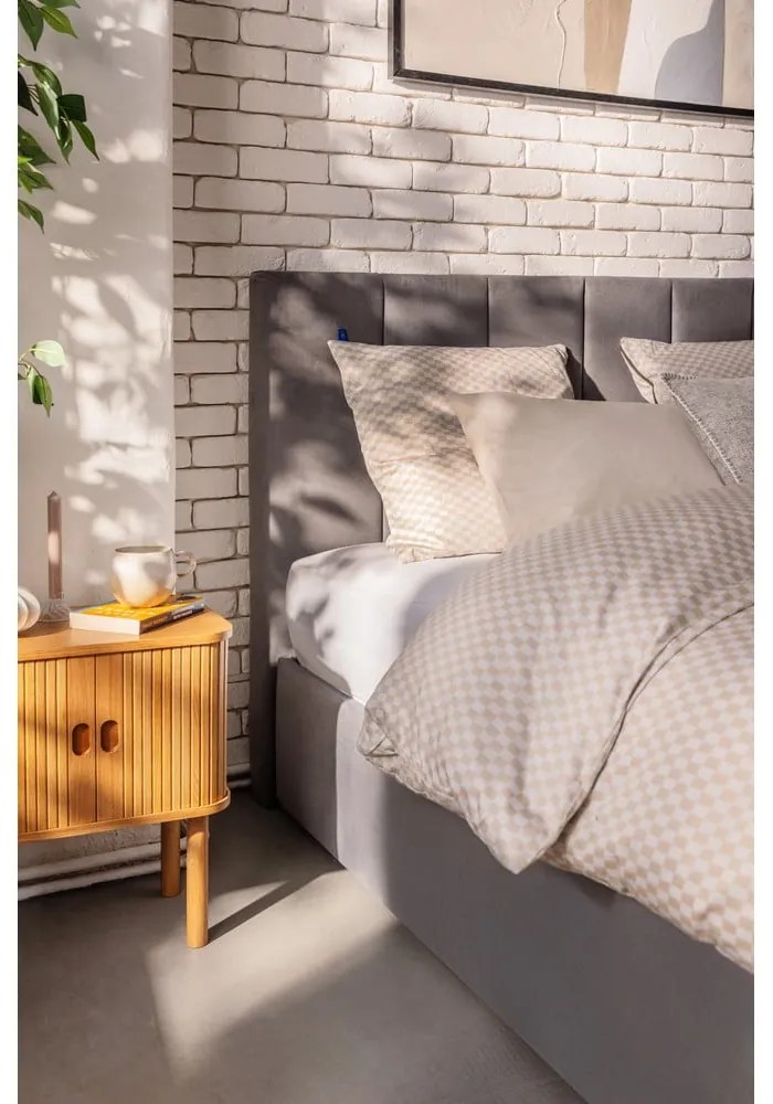 Szare łóżko kontynentalne 180x200 cm Olia Bold Line – Bonami Selection