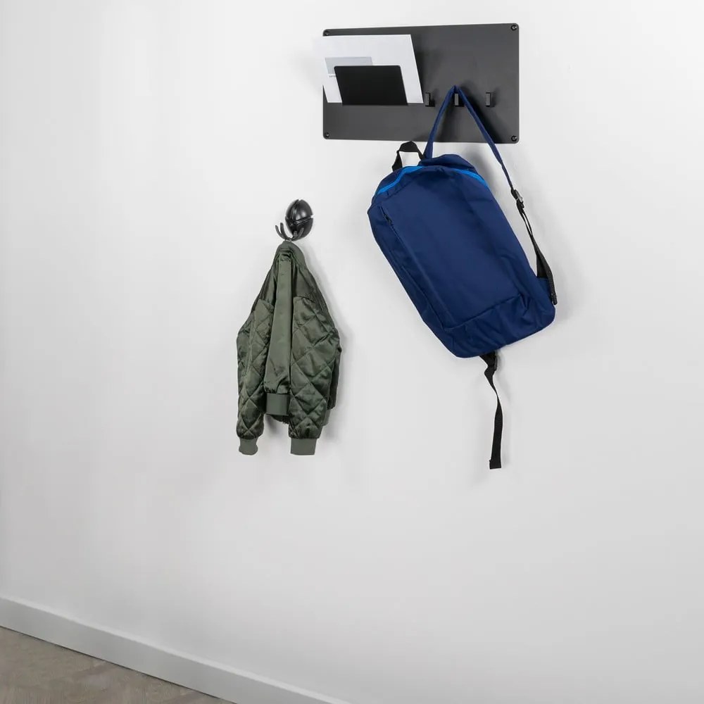 Czarny ścienny plastikowy haczyk Tick – Spinder Design