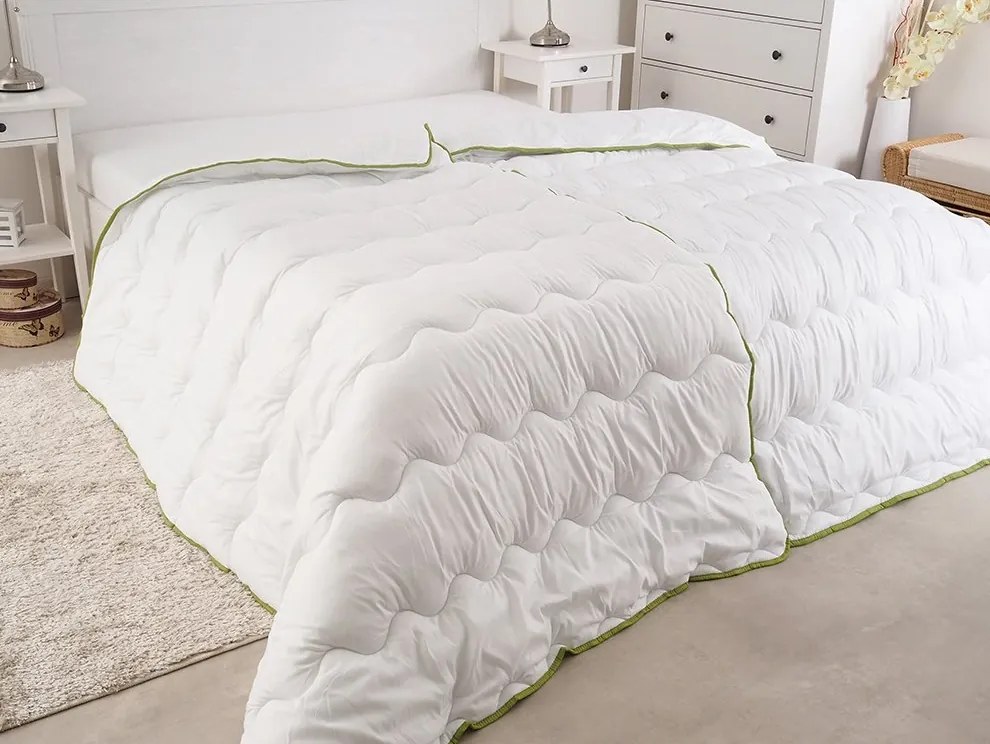 Całoroczna kołdra pikowana BELLA ALOE VERA 140x200 cm, biała