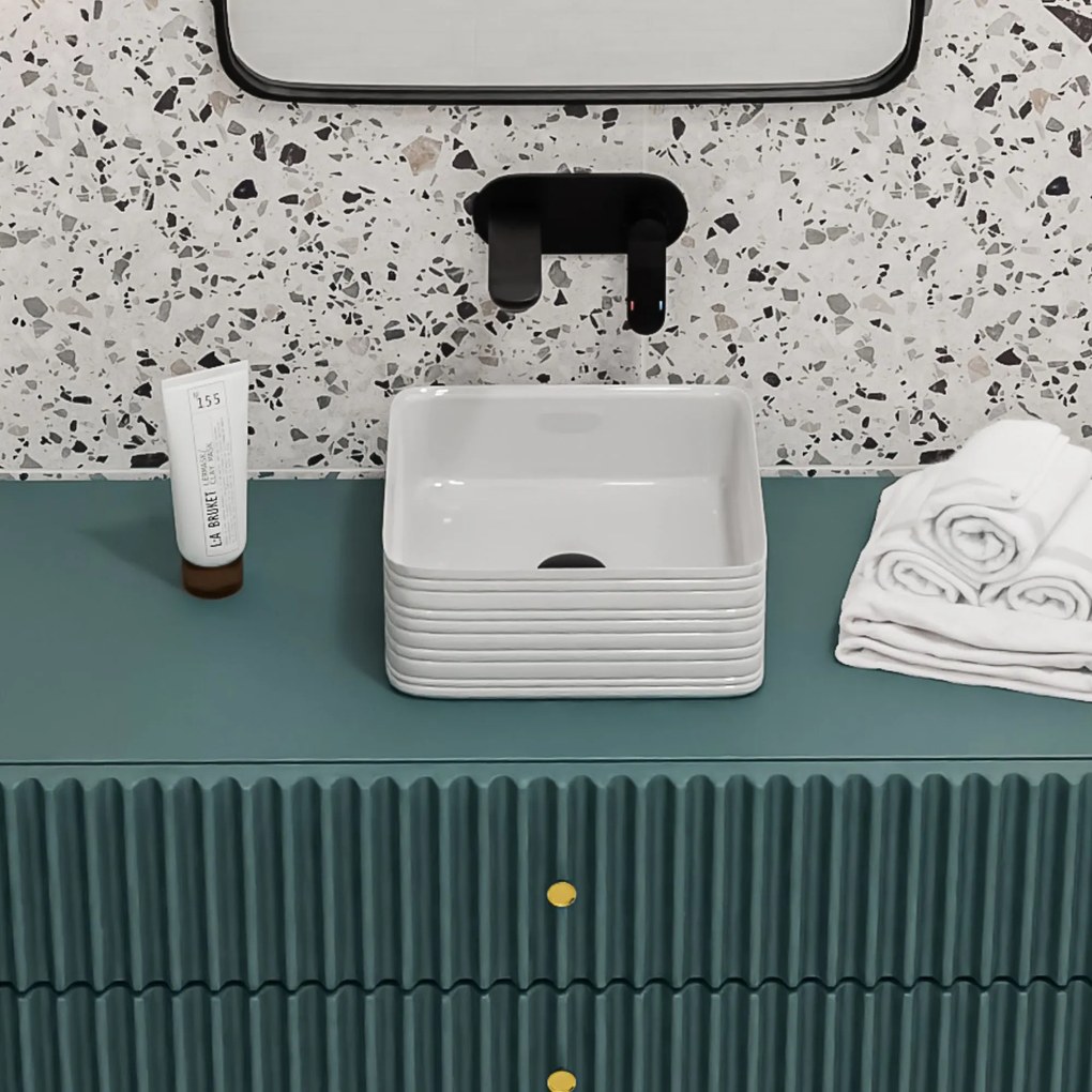 Umywalka ceramiczna nablatowa kwadratowa ryflowana biała 39 x 39 cm LAMI