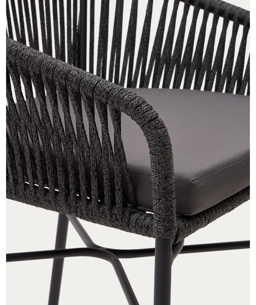 Czarny metalowy/tapicerowany hoker ogrodowy Yanet – Kave Home