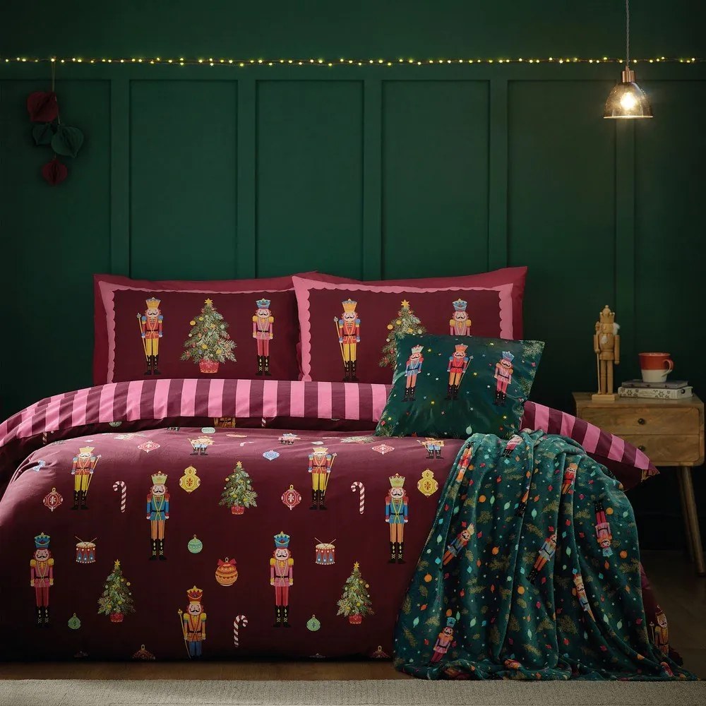 Różowo-fioletowa pościel dwuosobowa 200x200 cm Nutcracker Stripe – Catherine Lansfield