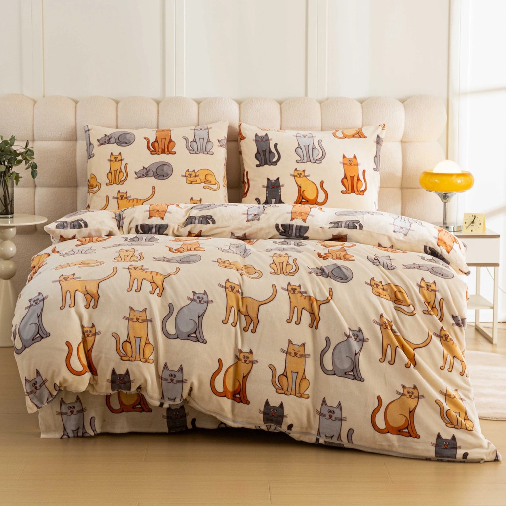 PrzytulneMieszkanie.pl PrzytulneMieszkanie.pl Pościel z mikropluszu COLORED CATS w kolorze kremowym Rozmiar pościeli: 70 x 90 cm | 140 x 200 cm