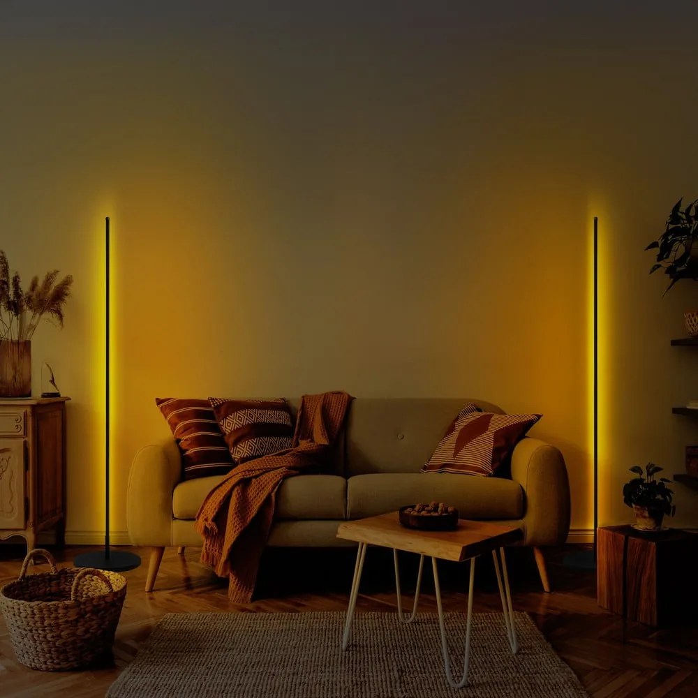 Czarna lampa stojąca LED (wysokość 153 cm) Only – Opviq lights