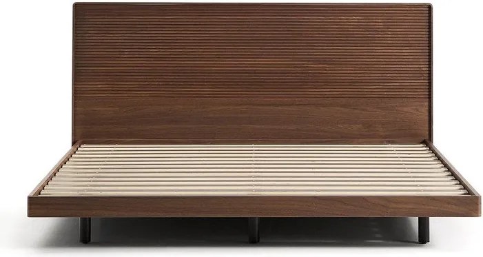 Brązowe łóżko dwuosobowe z litego drewna brzozowego ze stelażem 180x200 cm Norlen – Kave Home