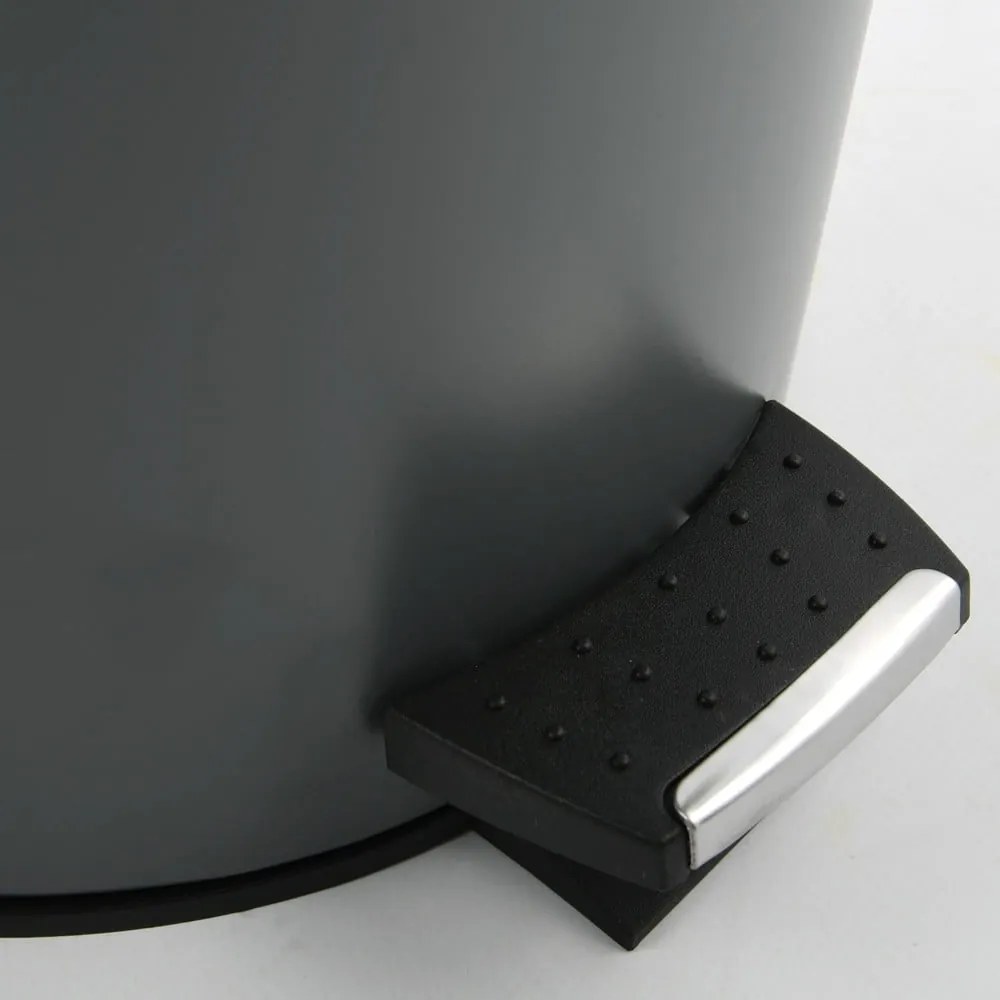 Ciemnoszary stalowy kosz na śmieci z pedałem 3 l Adonis – Spirella