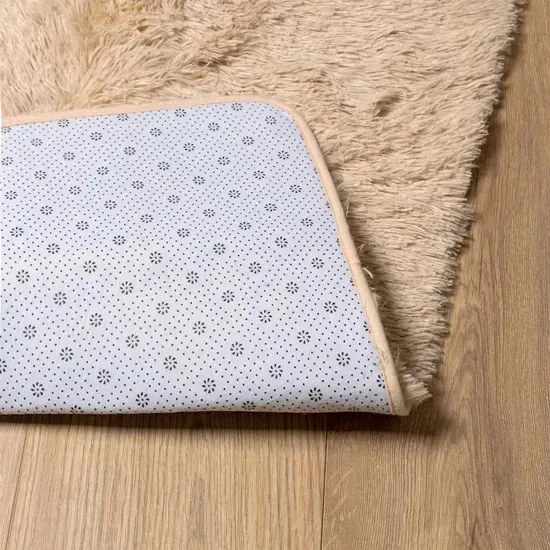 Beżowy dywan z długim włosiem 200x200 N1-W86