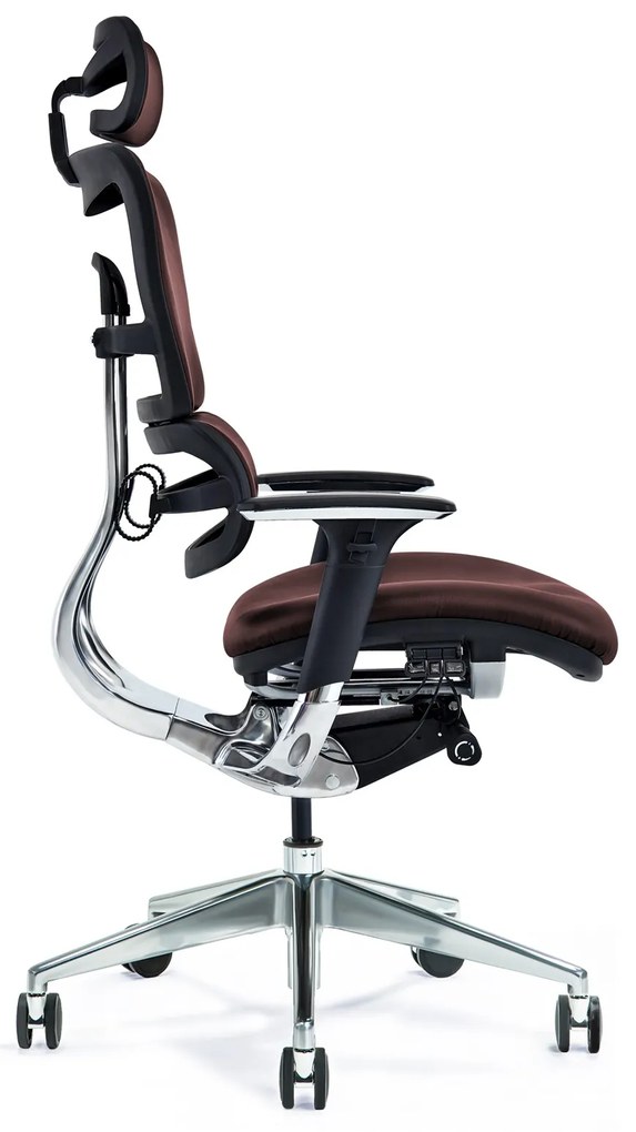 Wysokiej klasy fotel biurowy ergonomiczny Ergo 900 brązowy, tapicerowany skórą naturalną. Fotel biurowy skórzany.