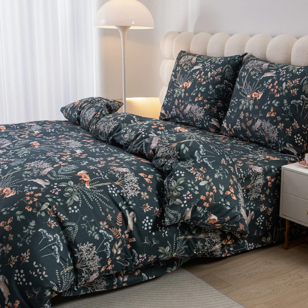 PrzytulneMieszkanie.pl PrzytulneMieszkanie.pl Pościel z mikrowłókna LIS I ZAJĄC ciemnozielona Rozmiar pościeli: 2 szt 70 x 90 cm | 200 x 220 cm
