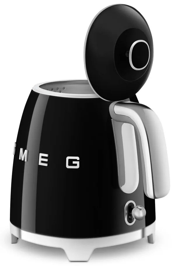 Czarny czajnik elektryczny ze stali nierdzewnej 800 ml Retro Style – SMEG