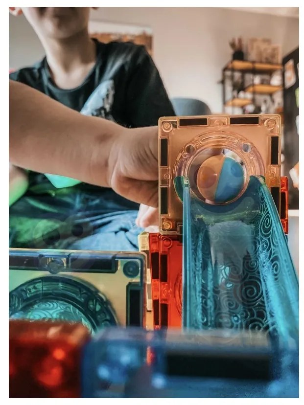 Woopie klocki magnetyczne tor kulkowy świetlny 49 el.