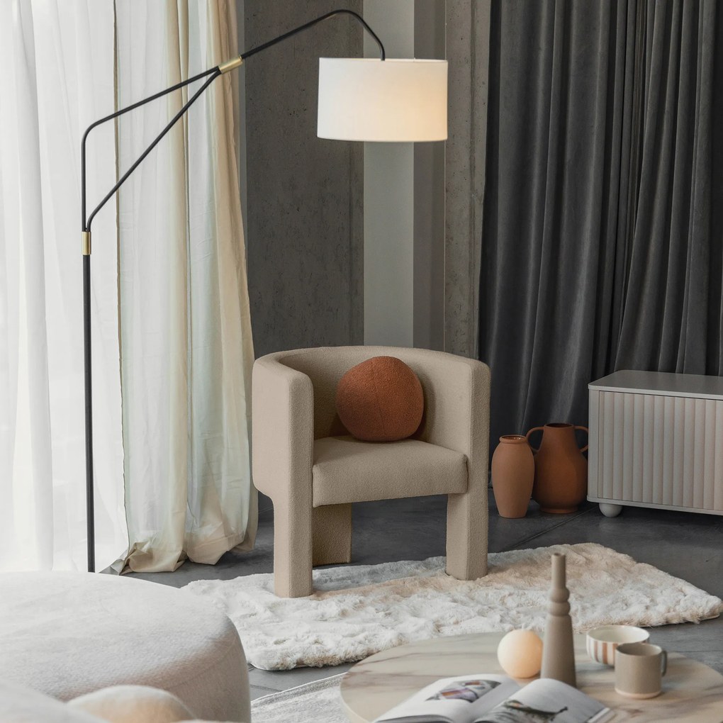 Beżowy designerski fotel MILU