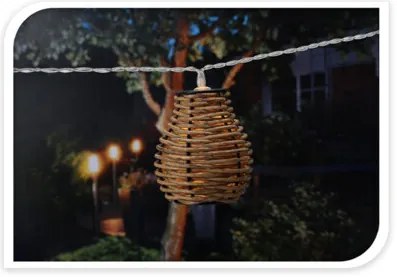 Girlanda świetlna z rattanowymi lampionami