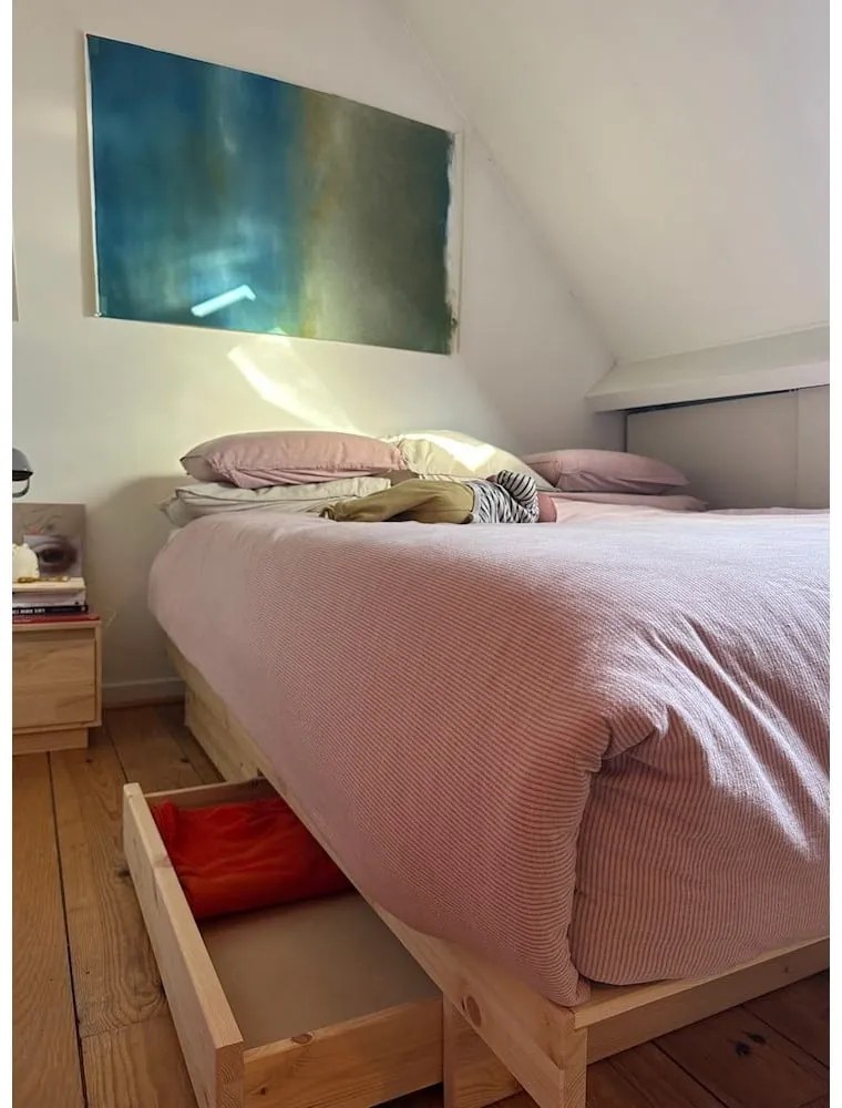 Naturalne łóżko dwuosobowe z litego drewna sosnowego ze schowkiem i stelażem 140x200 cm Kanso – Karup Design