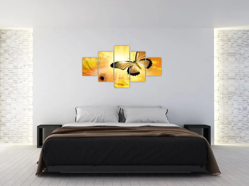 Obraz - Żółty motyl z kwiatkiem (125x70 cm)