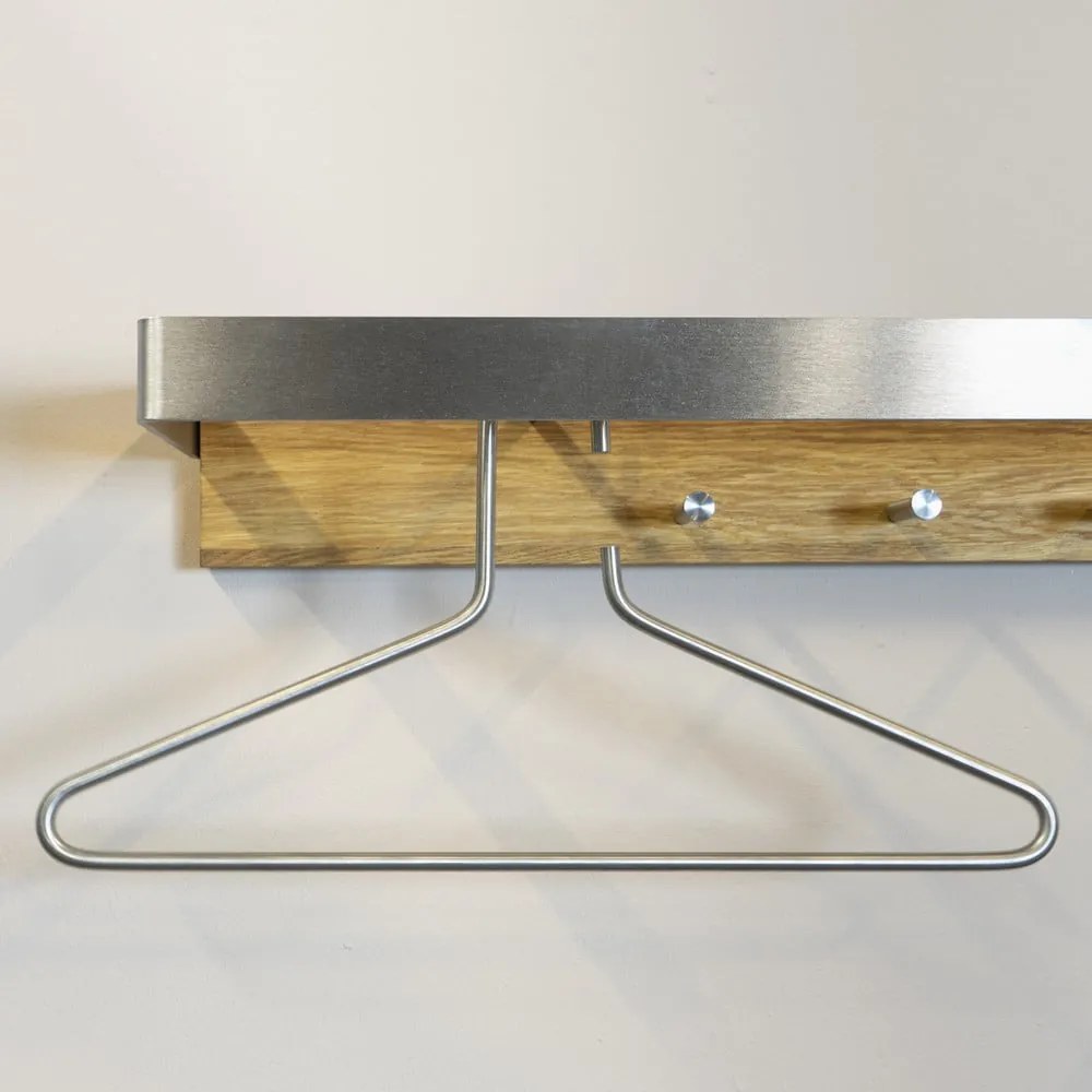 Metalowy wieszak ścienny w kolorze naturalno-srebrnym Noa – Spinder Design