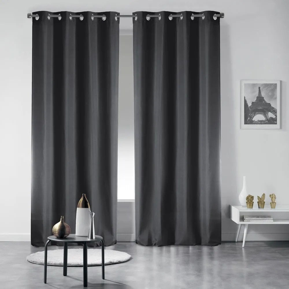 Czarna zasłona zaciemniająca 135x240 cm Occult – douceur d'intérieur